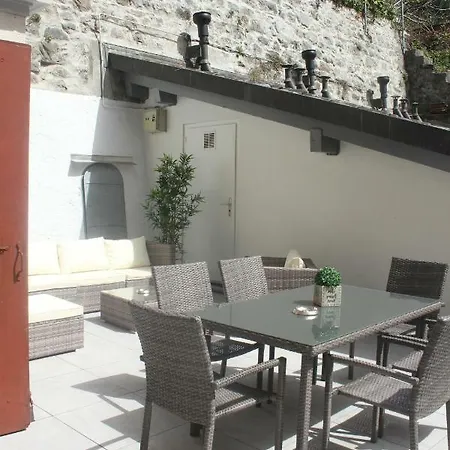 Renove 2-8 Personnes * Montreux