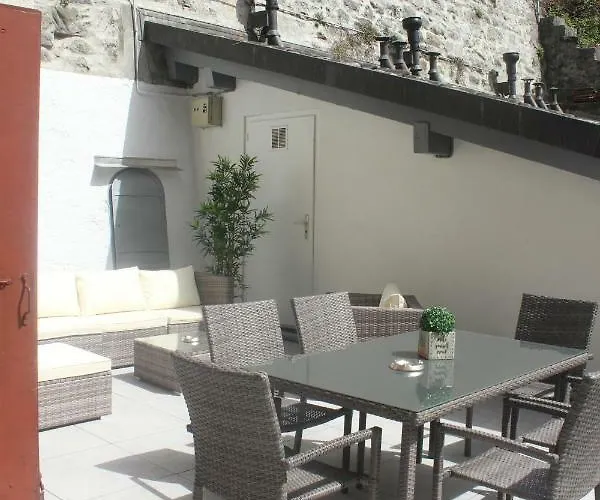 Renove 2-8 Personnes * Montreux